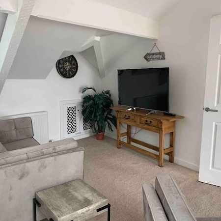 Lovely 2 Bedroom Modern Loft Apartment Sea View Morecambe Zewnętrze zdjęcie